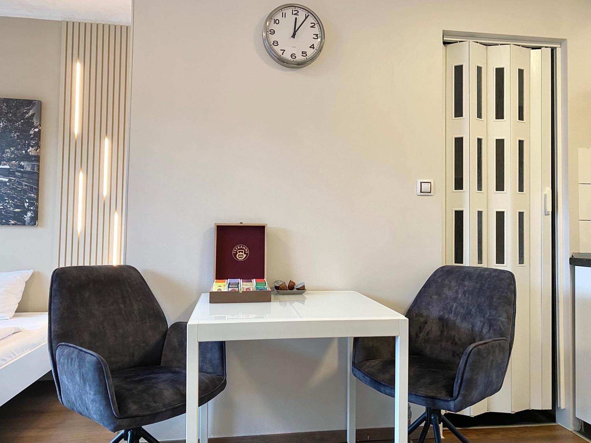 Top Floor Studio With Terrace Prag Dış mekan fotoğraf