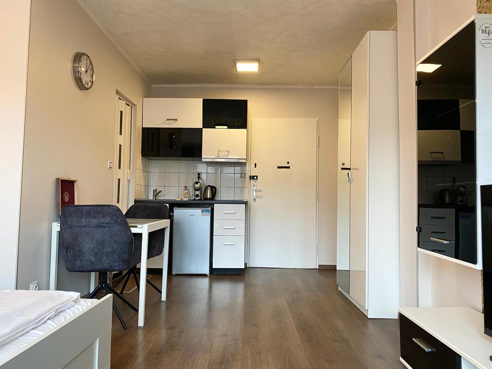 Top Floor Studio With Terrace Prag Dış mekan fotoğraf